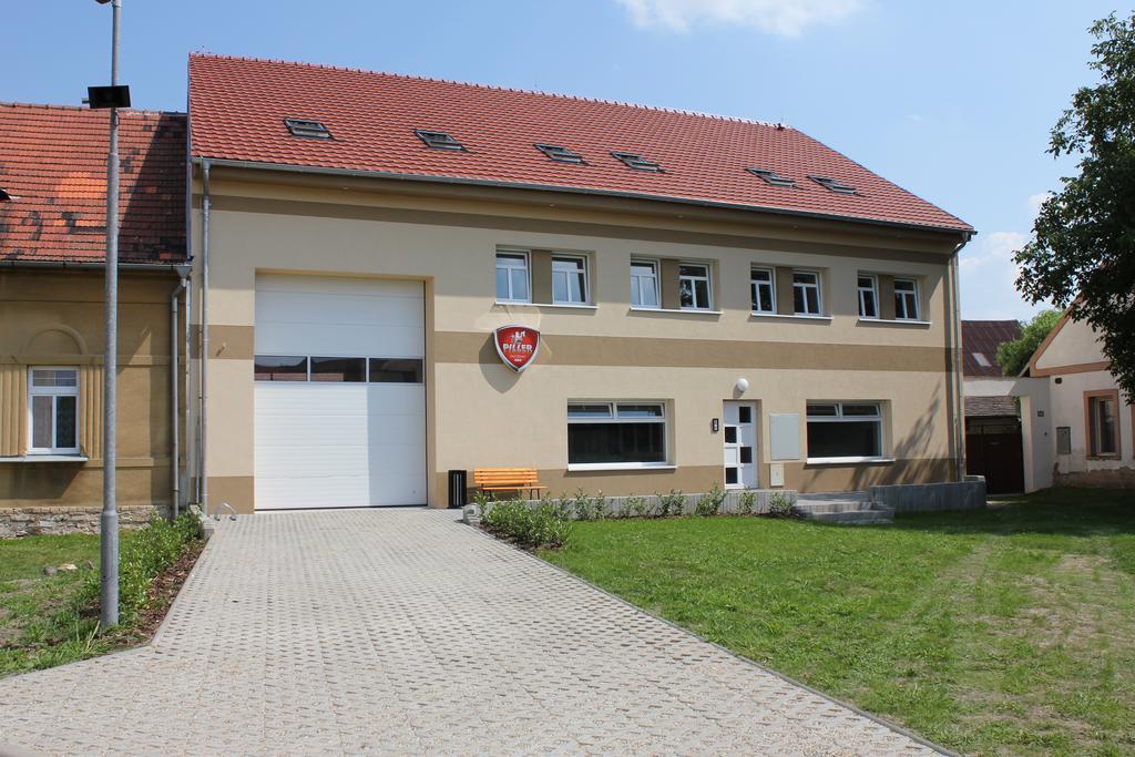 Penzion Piller Chvalín Exterior photo