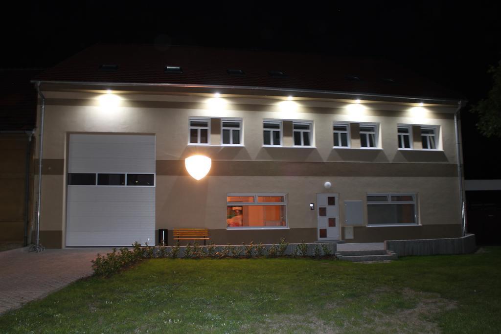 Penzion Piller Chvalín Exterior photo